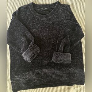 Zara Women’s oversized Cozy, Soft Navy Knit Crewneck Sweater size medium